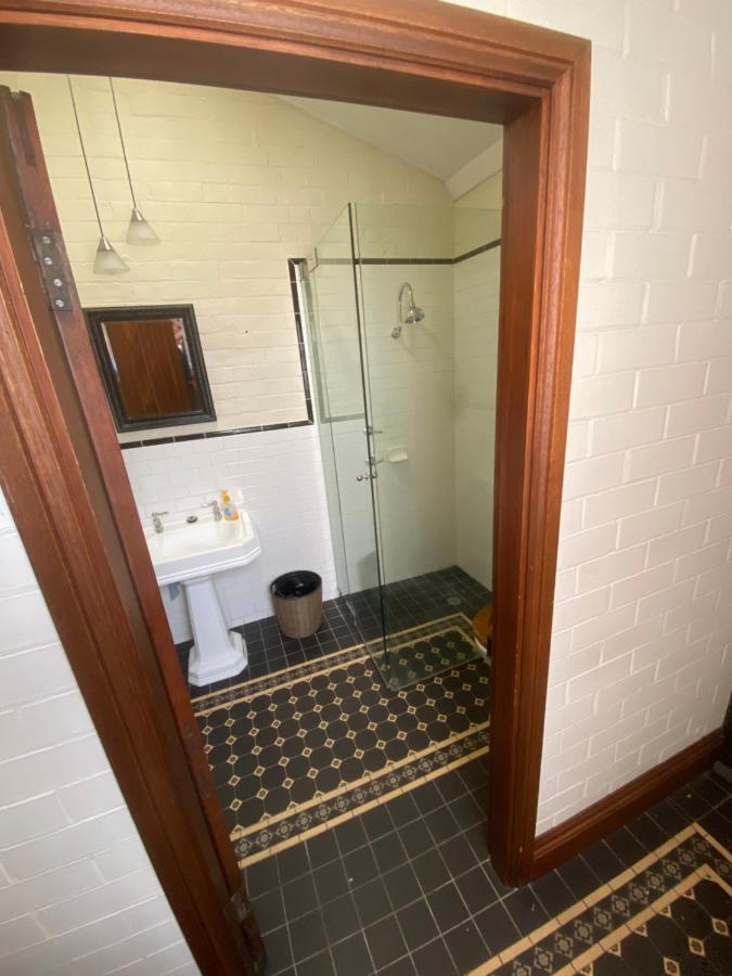Yass Central Bed & Breakfast Dış mekan fotoğraf